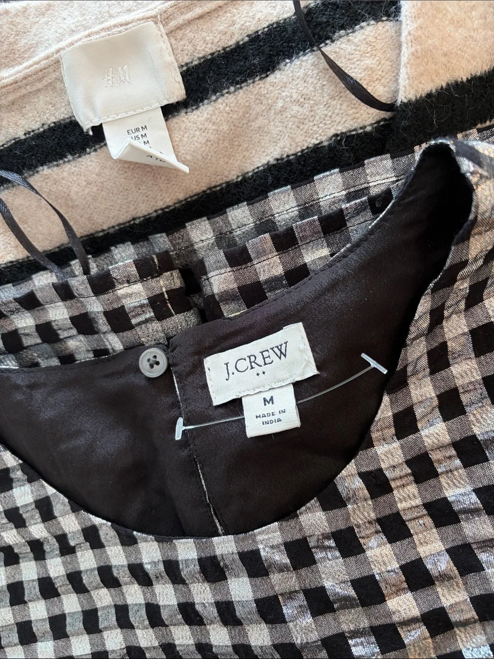 J. Crew ๐๐๏ธ Black & Cream Gingham Top NWT NEW BUNDLE W/ 2 FREE H&M sweaters - Picture 2 of 5